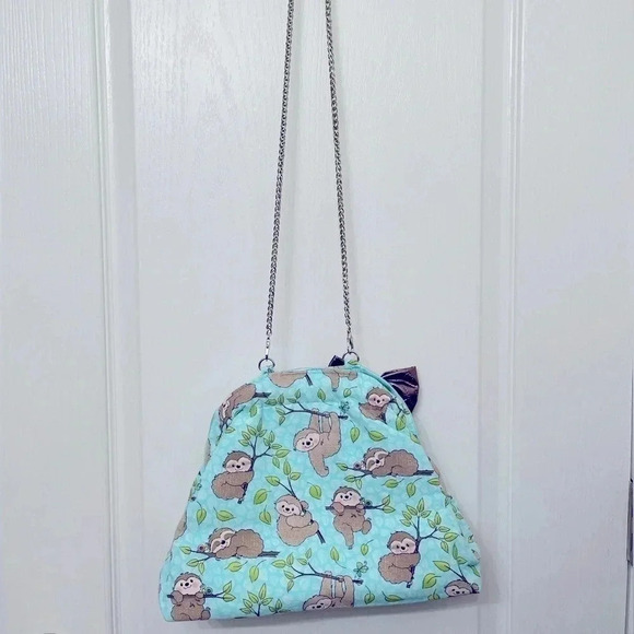 Cute Sloth Themed Custom Made Carpet Bag - Picture 3 of 9
